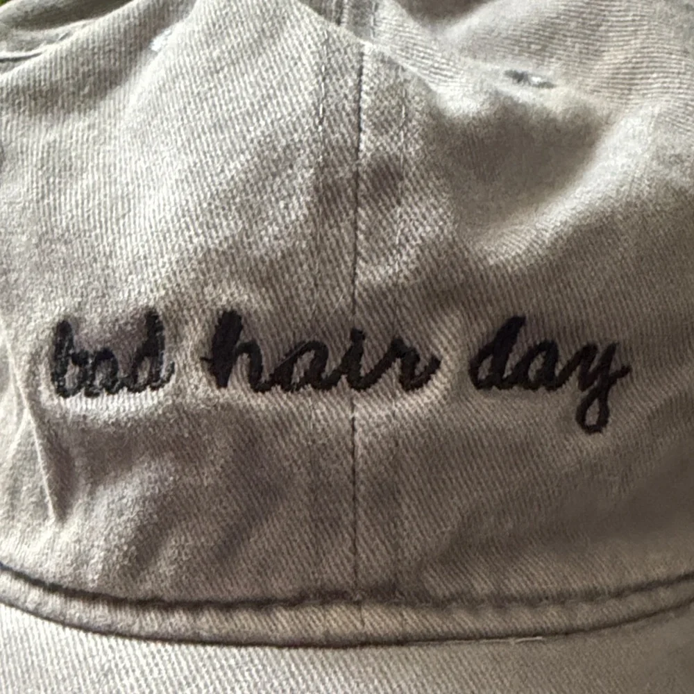 Gray Hat - Picture 2 of 5
